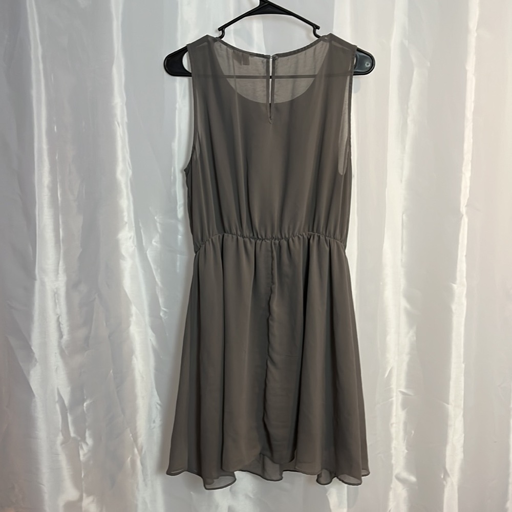 Women’s sleeveless dress. 1993 - Picture 2 of 3